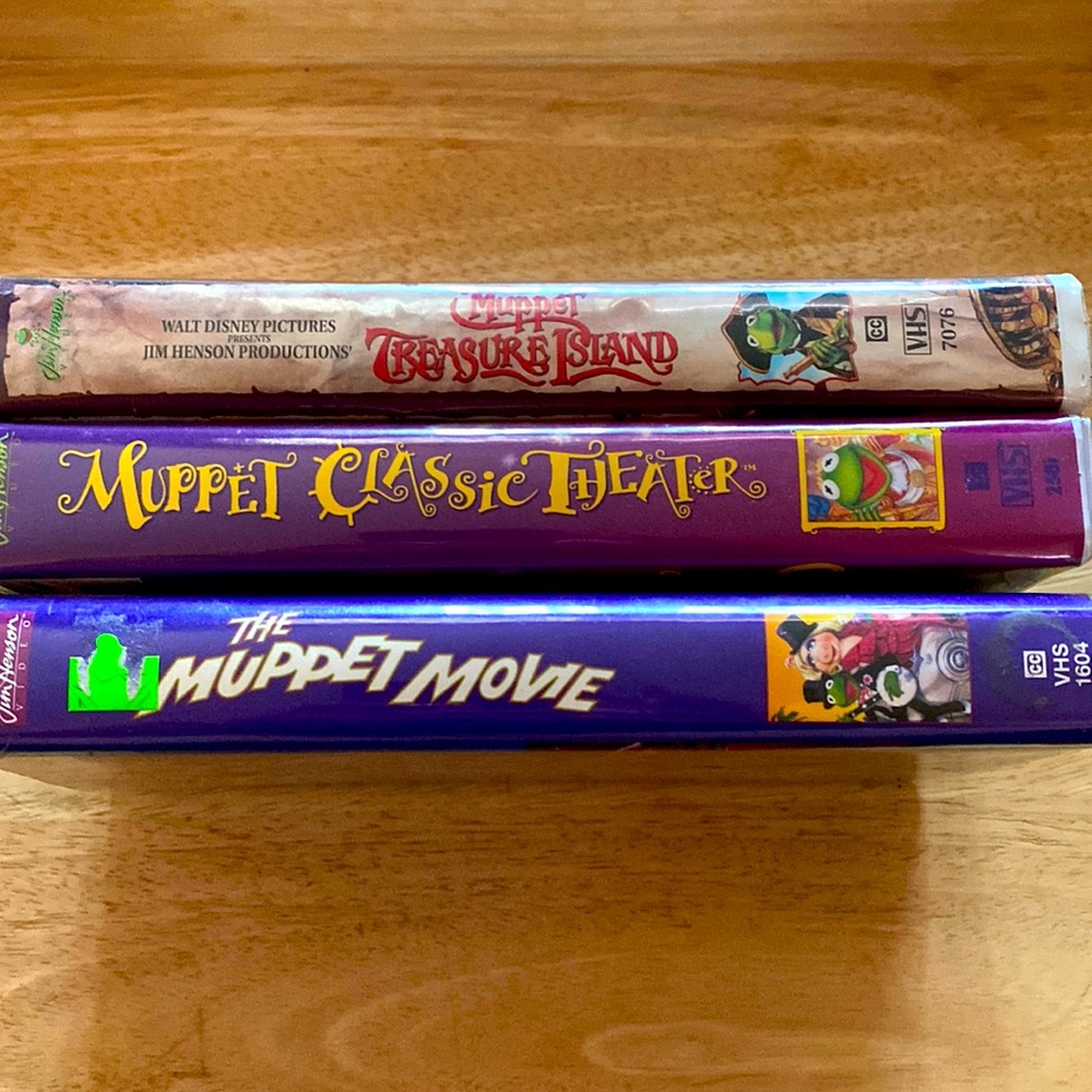 3 Muppet VHS -